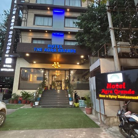Hotel Agra Grande By Goyal Hoteliers Екстер'єр фото