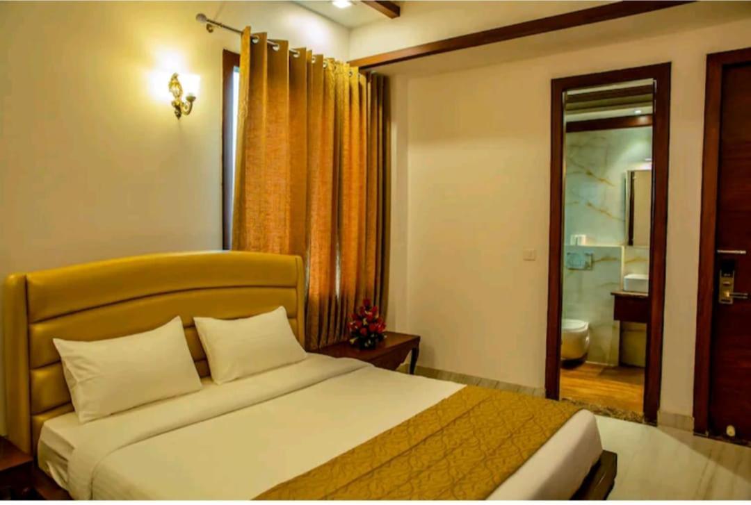 Hotel Agra Grande By Goyal Hoteliers Екстер'єр фото