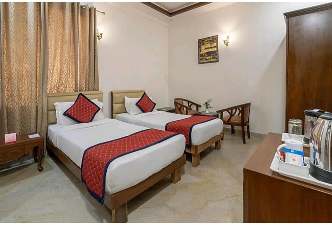 Hotel Agra Grande By Goyal Hoteliers Екстер'єр фото