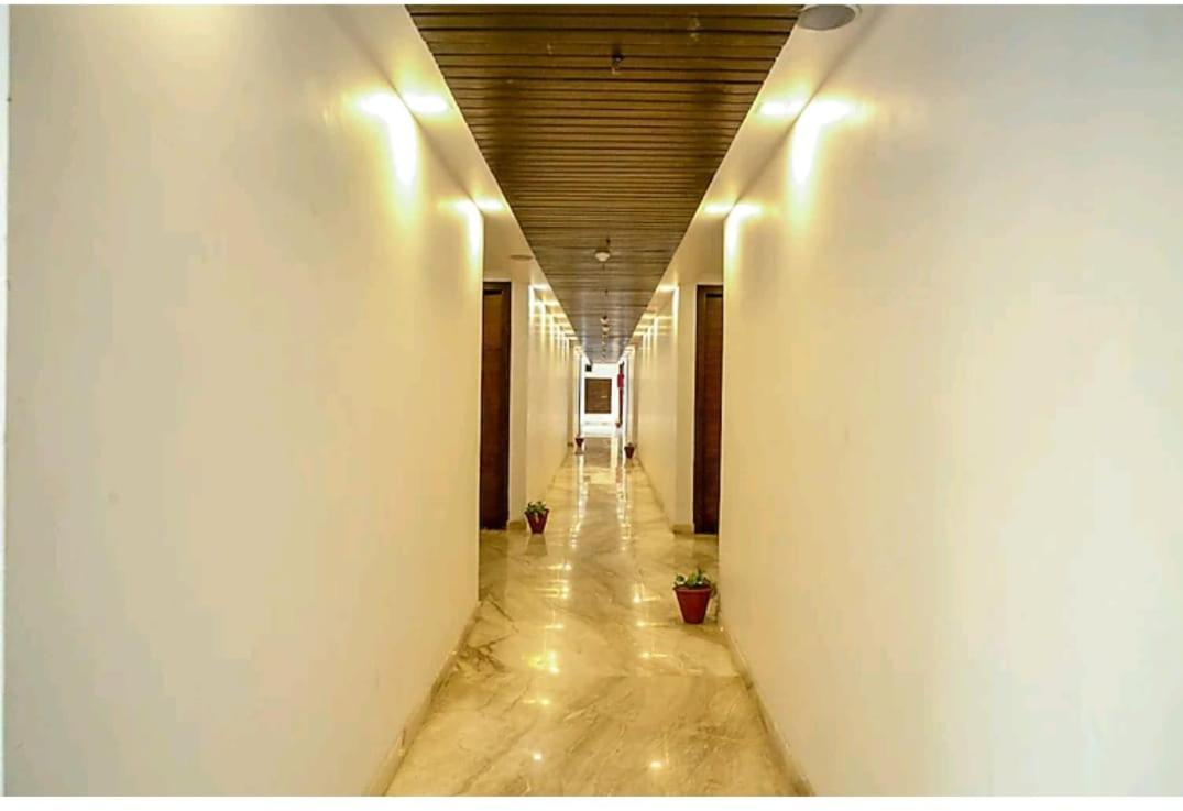 Hotel Agra Grande By Goyal Hoteliers Екстер'єр фото