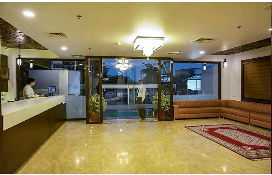 Hotel Agra Grande By Goyal Hoteliers Екстер'єр фото