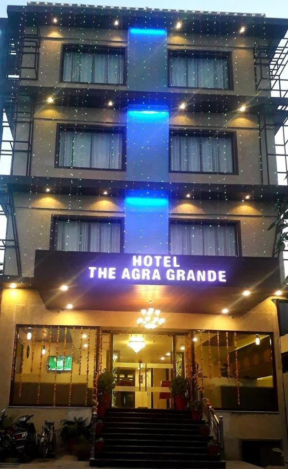 Hotel Agra Grande By Goyal Hoteliers Екстер'єр фото